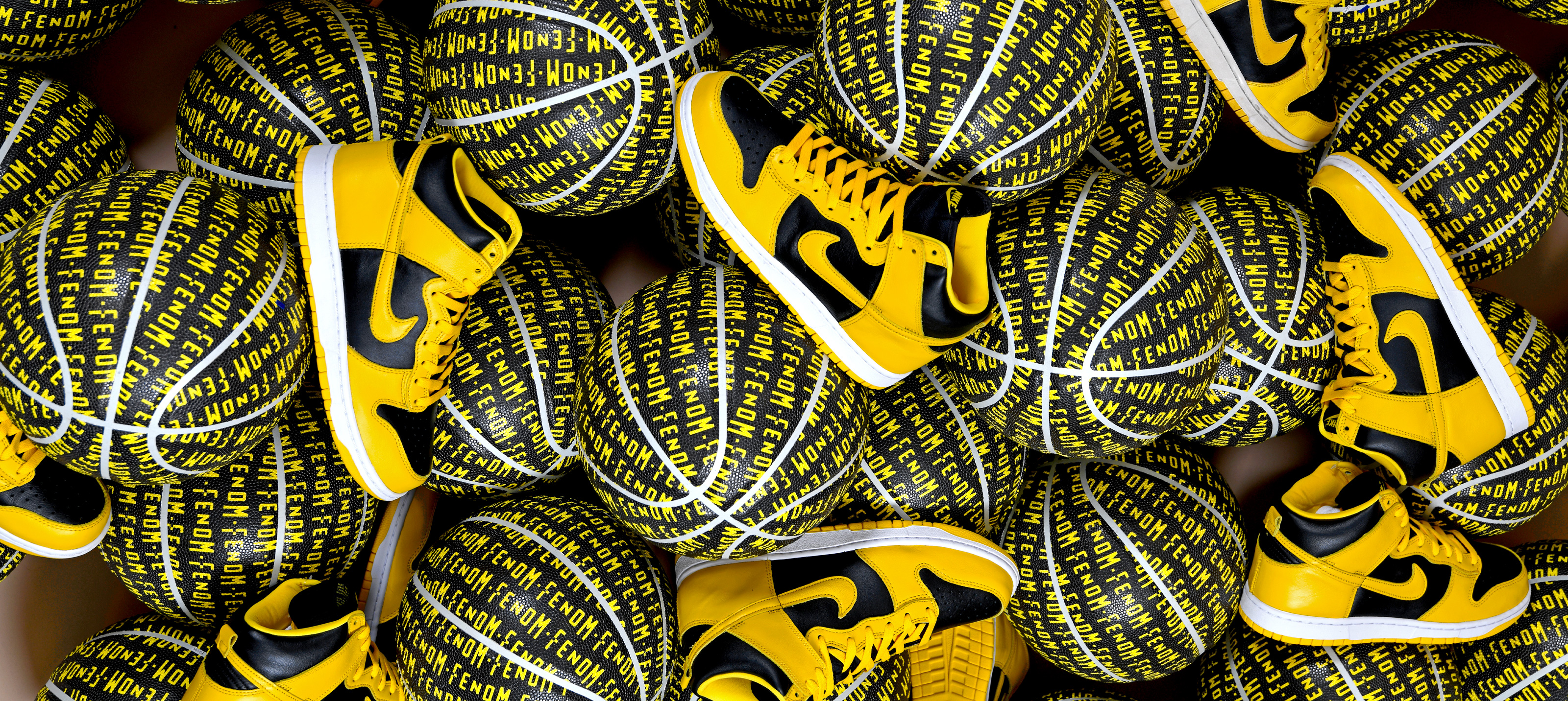 Nike Dunk High Varsity Maize